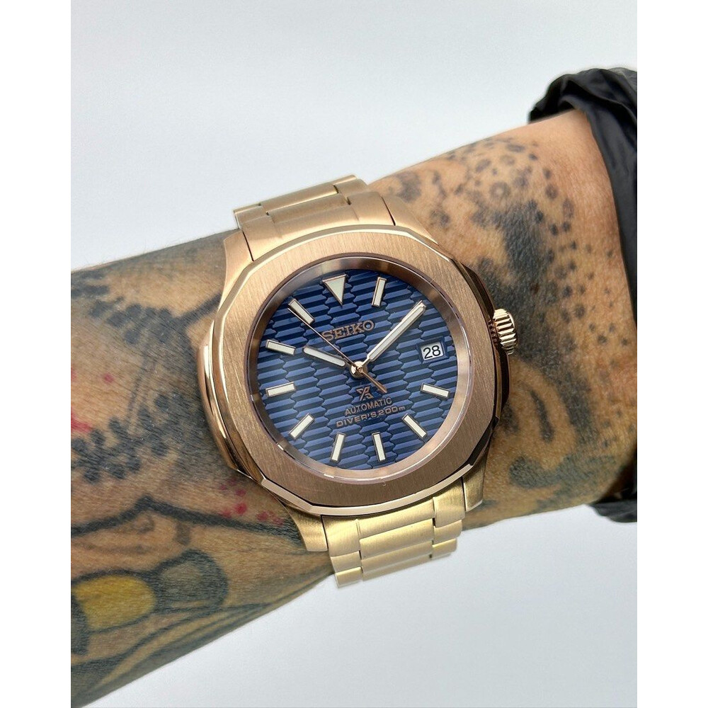 Custom Seiko Mod • Fluted Blue DJ Rose Gold Nautilus on Bracelet • 40mm 